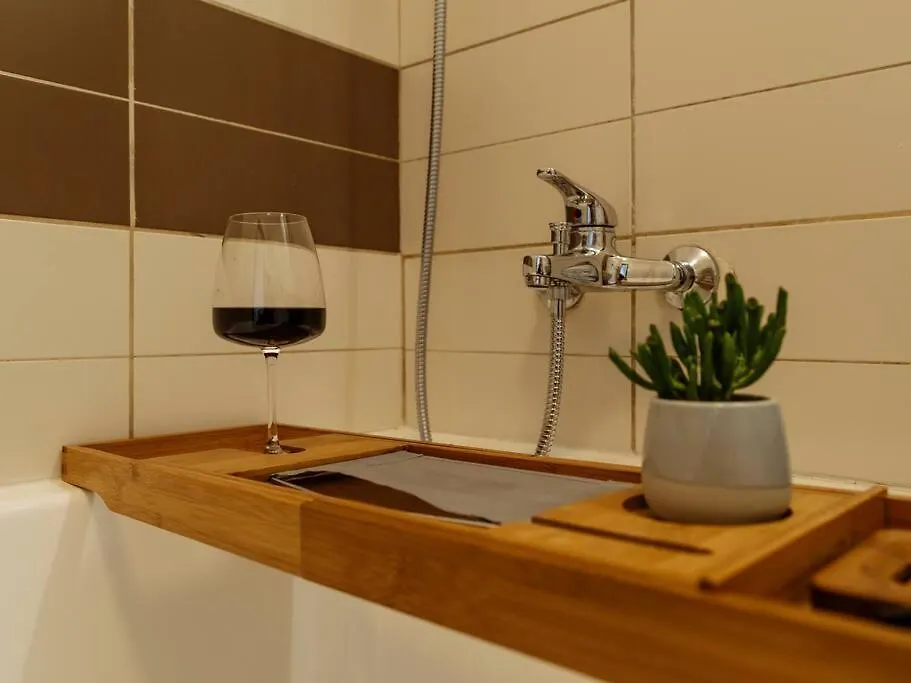Vivando - Cosy Double Studio B + Parking Apartment Bucharest Romania