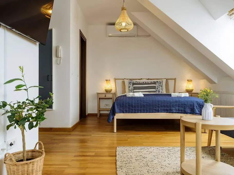 Vivando - Cosy Double Studio B + Parking Apartment Bucharest